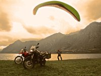 11.015.Idrosee : Gleitschirmfliegen